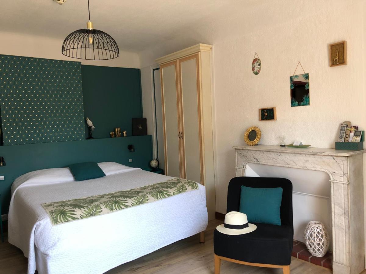 Hotel Le Flore Fréjus Zewnętrze zdjęcie
