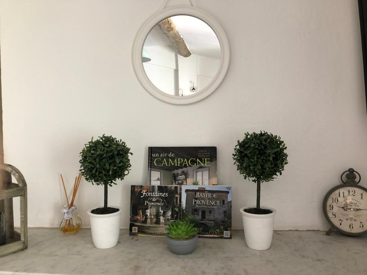 Hotel Le Flore Fréjus Zewnętrze zdjęcie