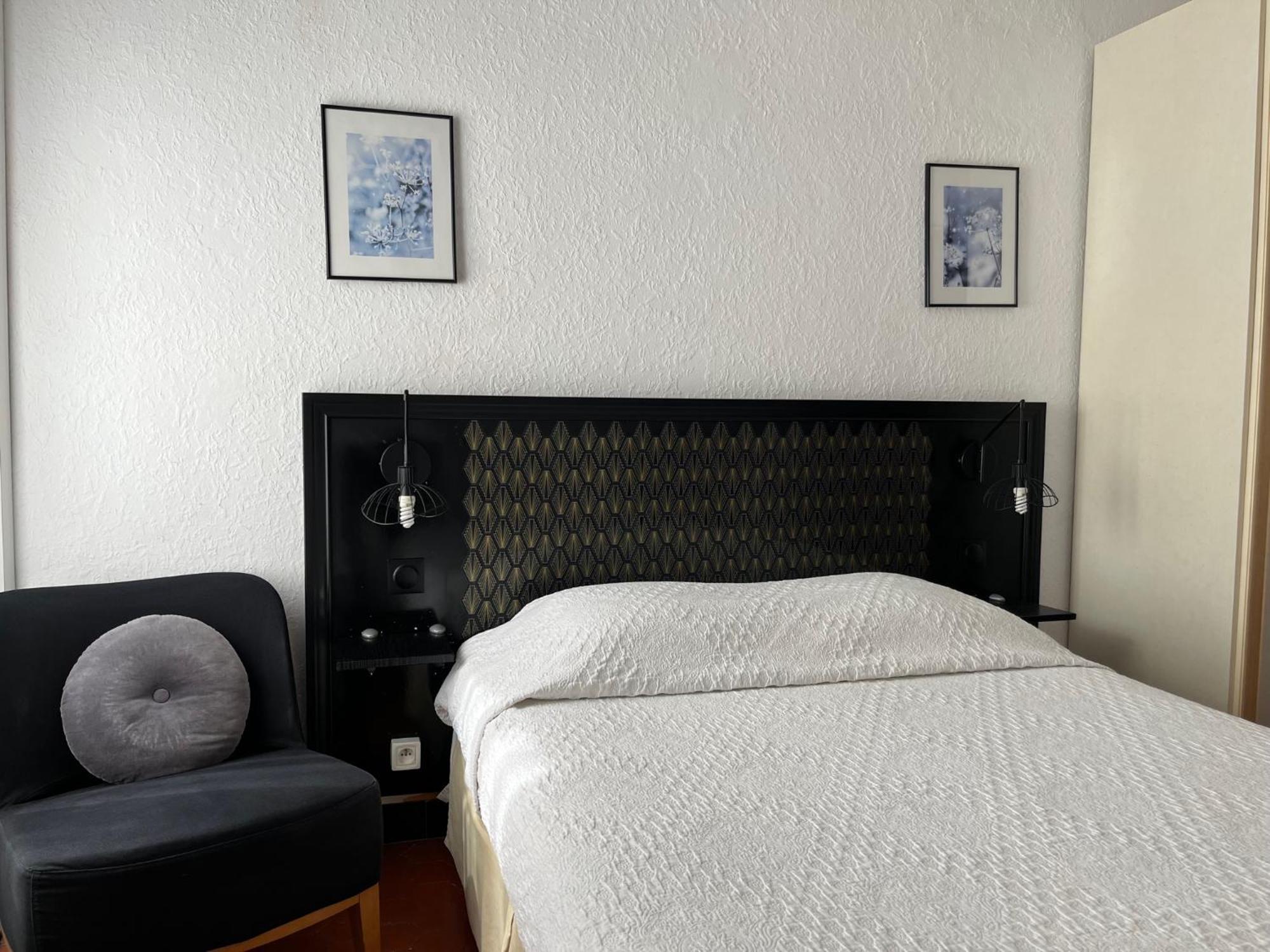 Hotel Le Flore Fréjus Zewnętrze zdjęcie